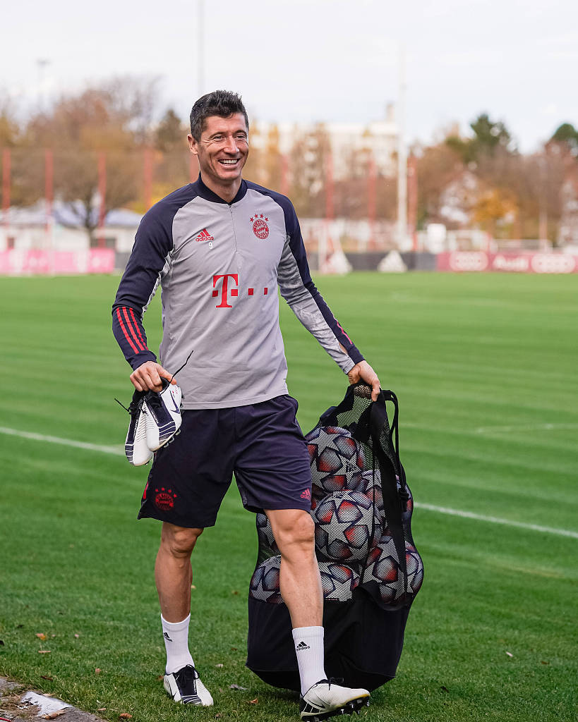 兄弟你好香！玩家请愿《GTA6》让现实香水网红客串