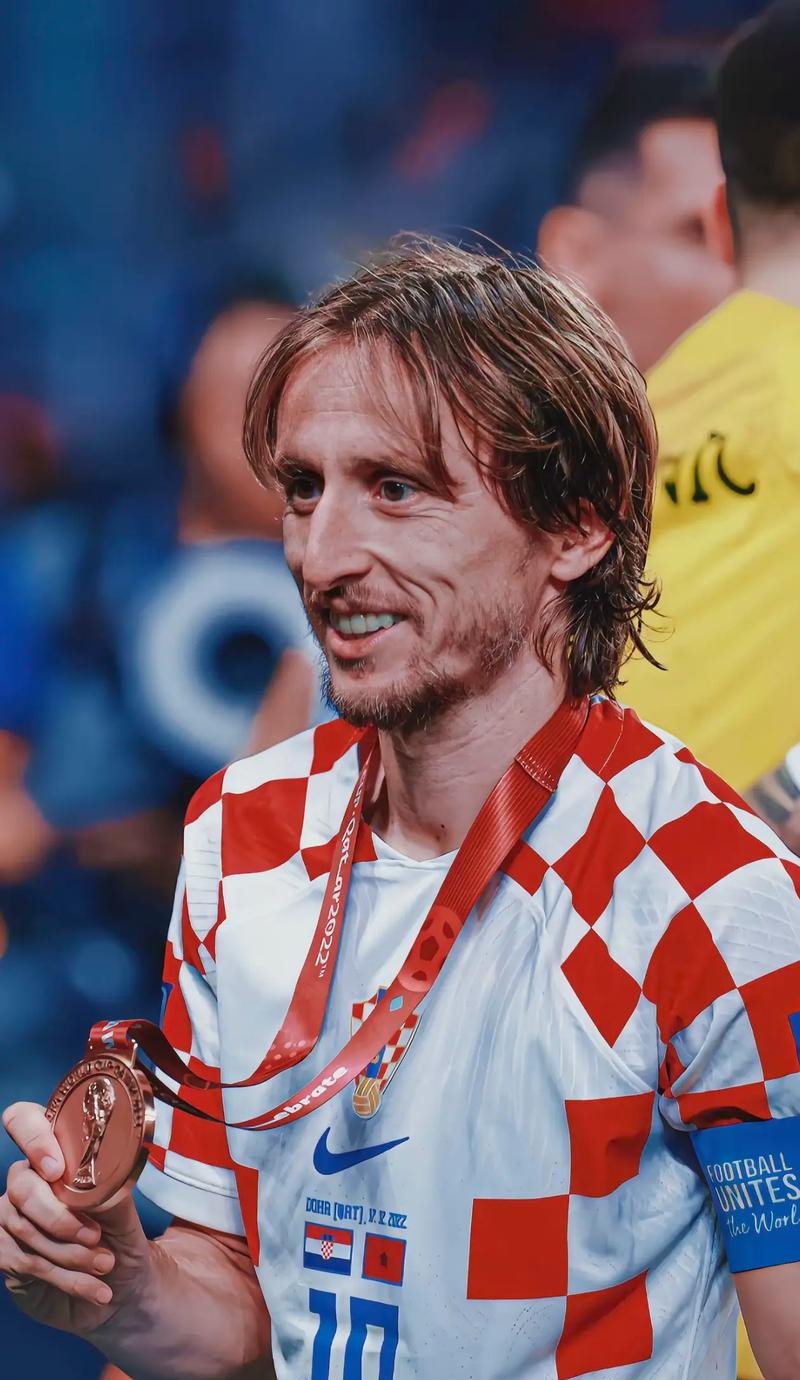 巴黎圣日耳曼内马尔破门，姆巴佩助攻