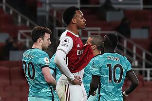 破案了，施罗德想打的湖人球员是谁？名记：超巨，在走廊差点被打